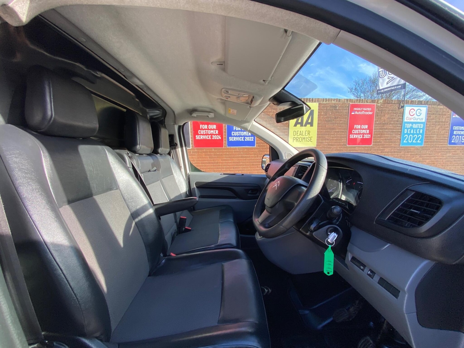 Used Citroen Dispatch 2019 for sale - 76572525: Photo 34