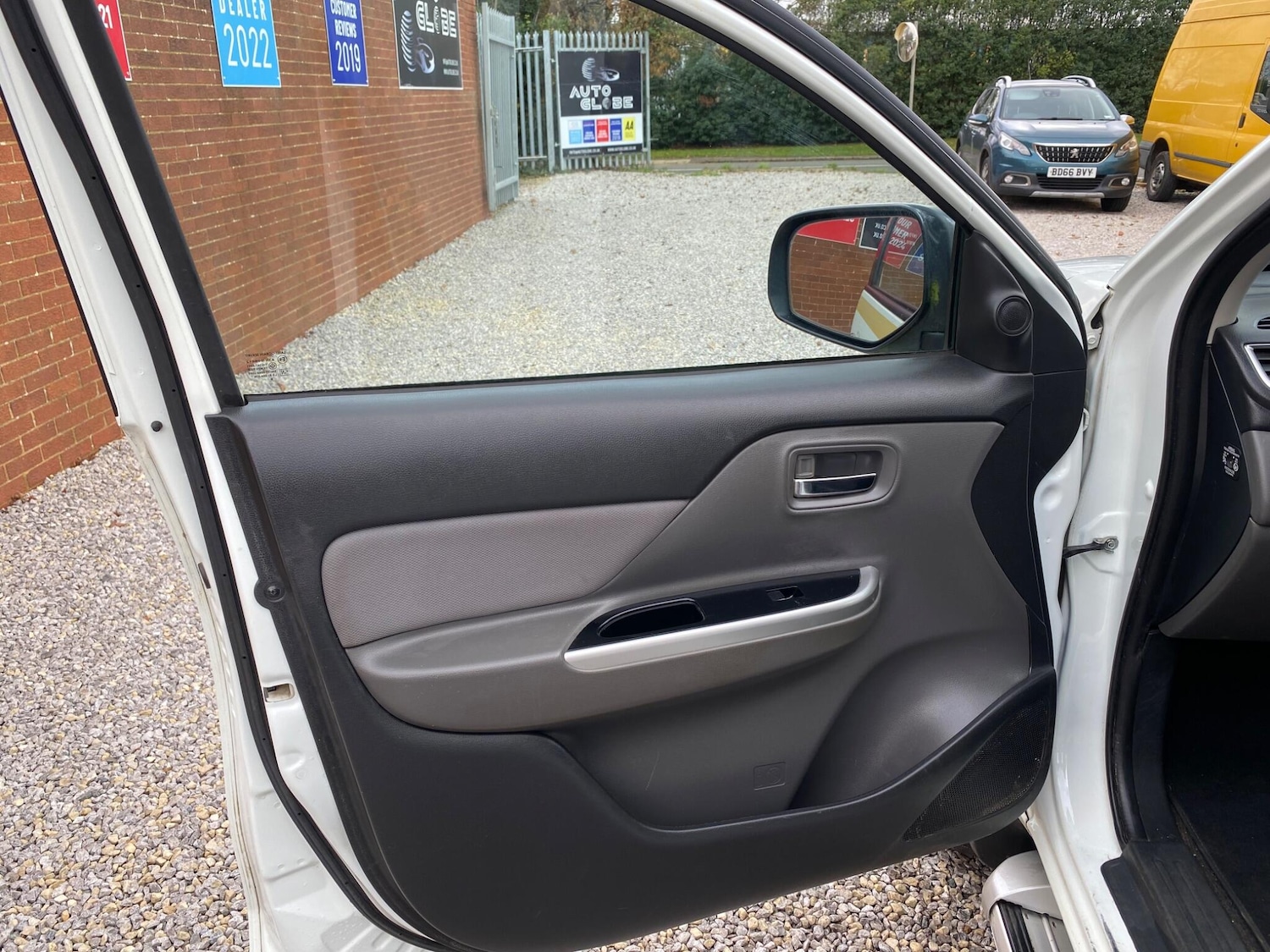 Used Mitsubishi L200 2017 for sale - 76608159: Photo 51