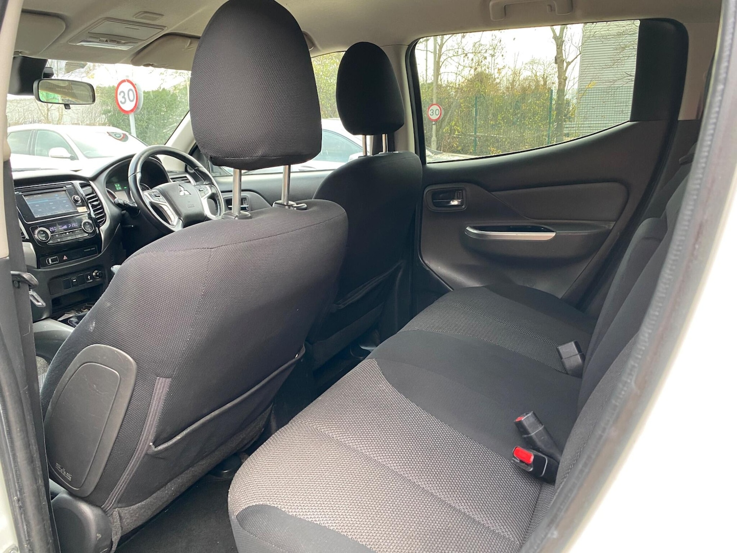 Used Mitsubishi L200 2017 for sale - 76608159: Photo 62