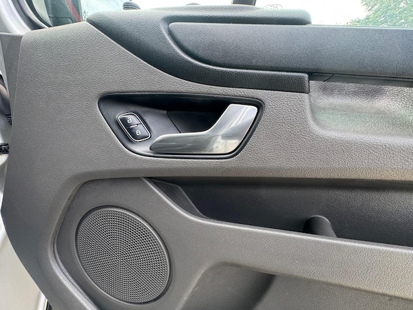 Used Ford Transit Custom 2019 for sale - 75431265: Photo 44