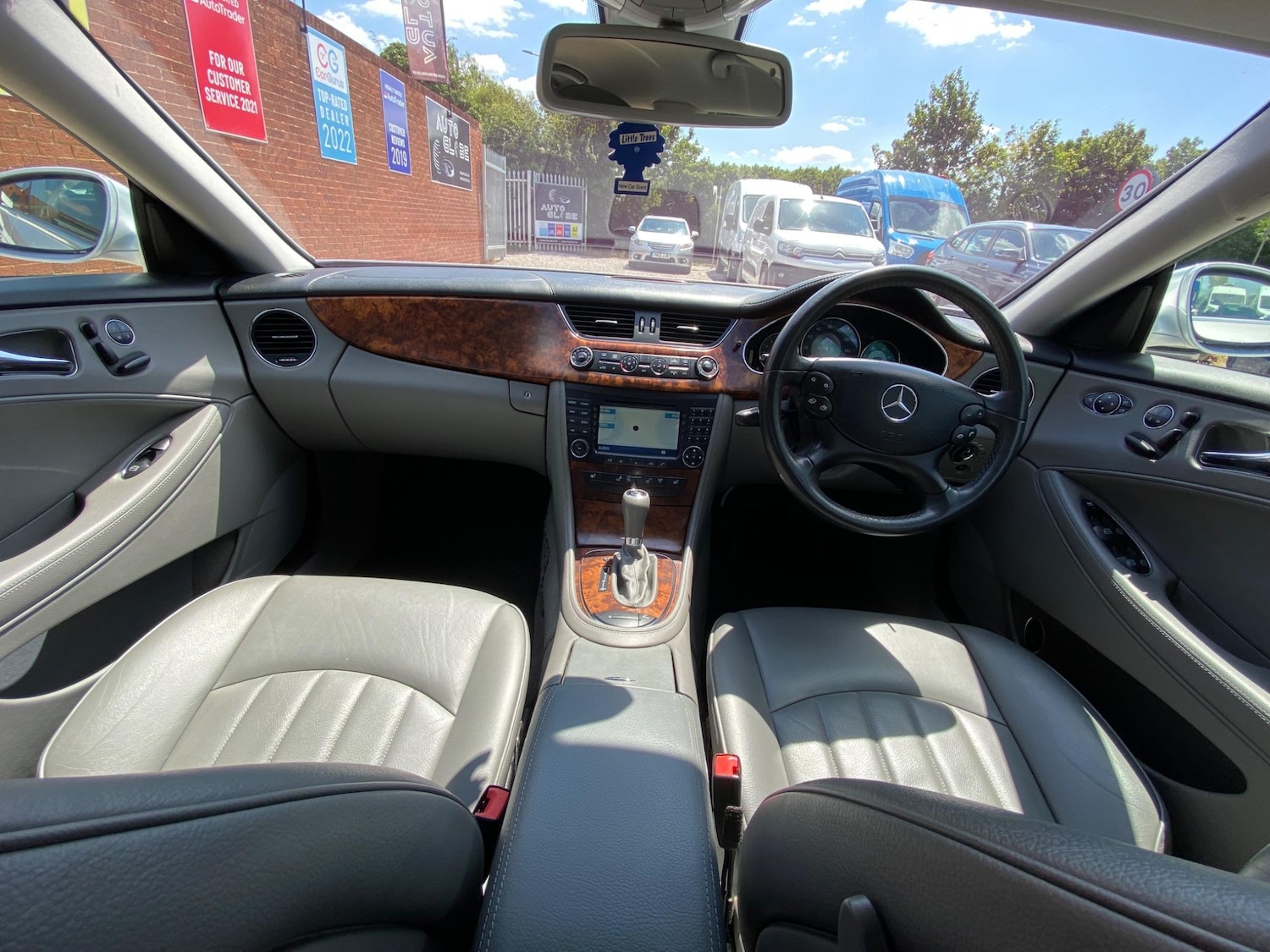 Used Mercedes-Benz CLS 2006 for sale - 77001158: Photo 12