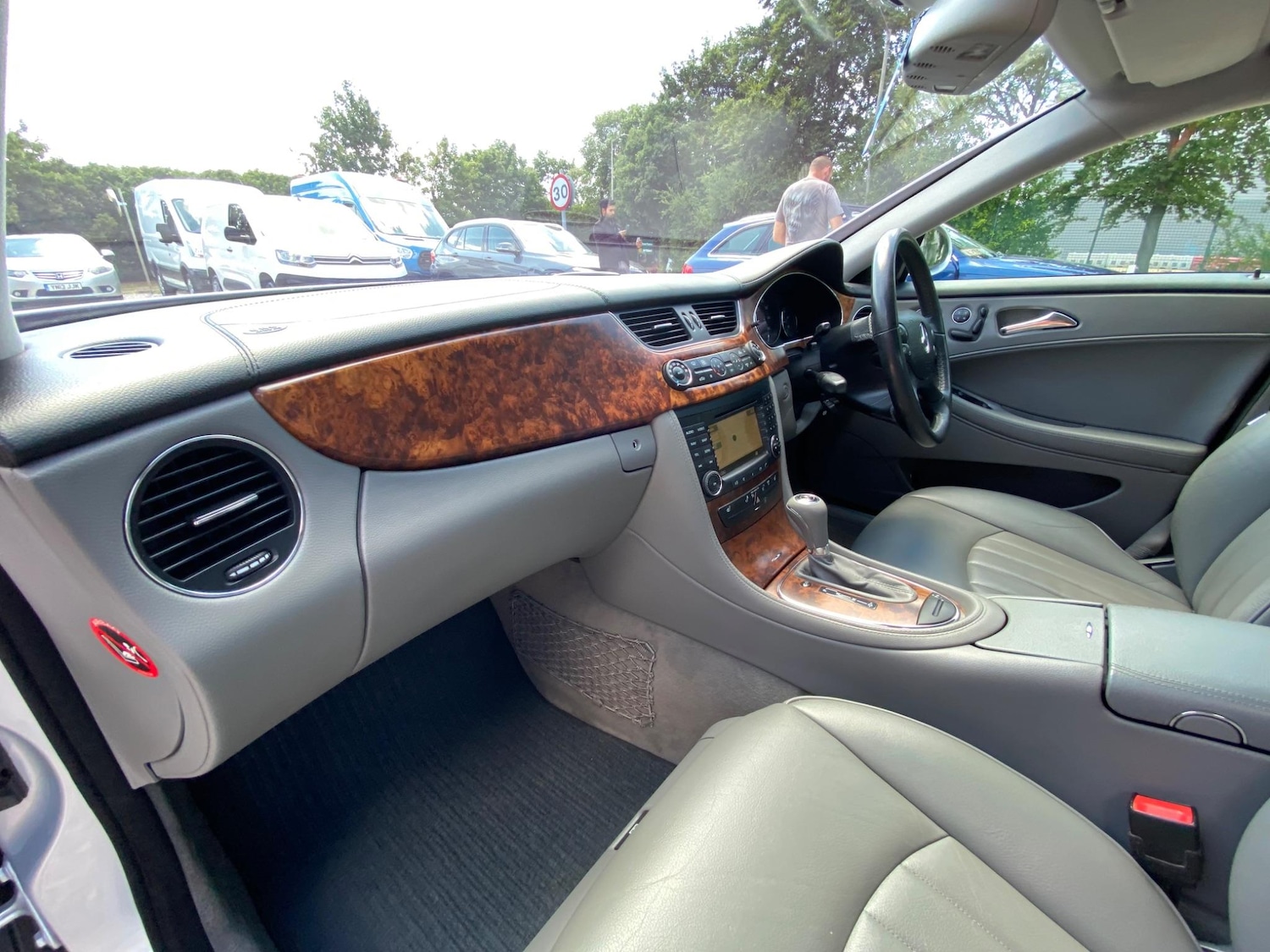 Used Mercedes-Benz CLS 2006 for sale - 77001158: Photo 15