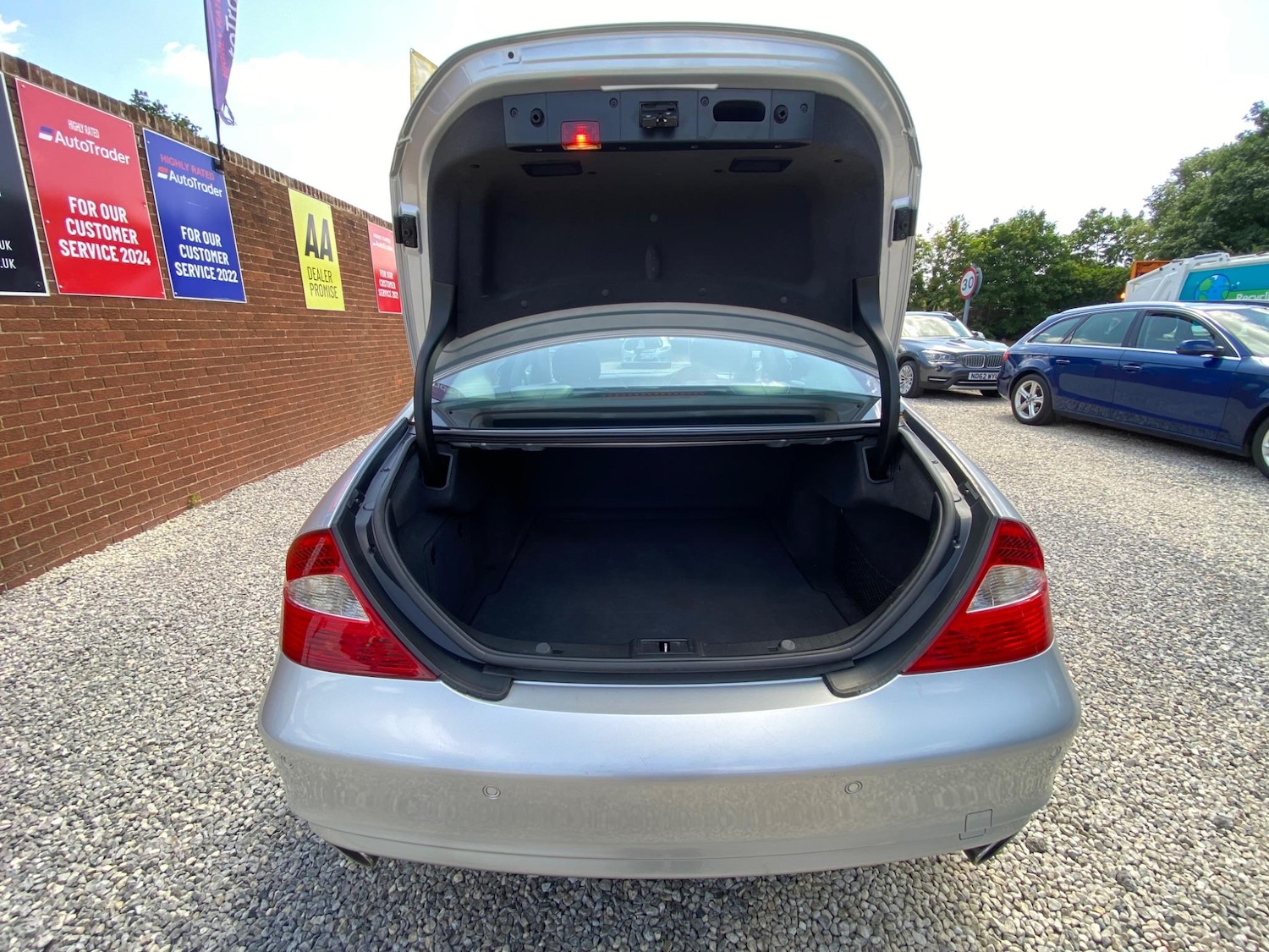 Used Mercedes-Benz CLS 2006 for sale - 77001158: Photo 17