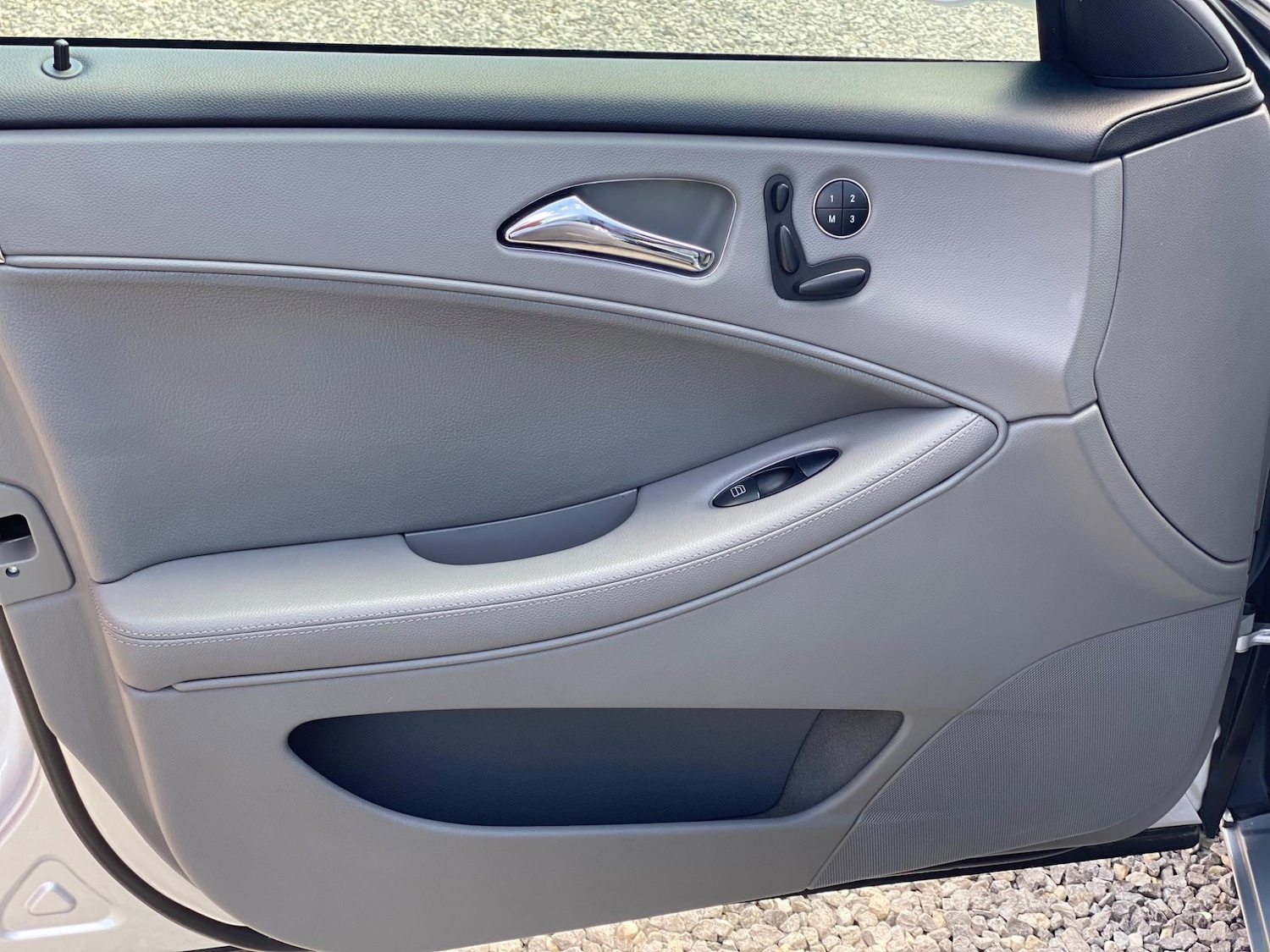 Used Mercedes-Benz CLS 2006 for sale - 77001158: Photo 46