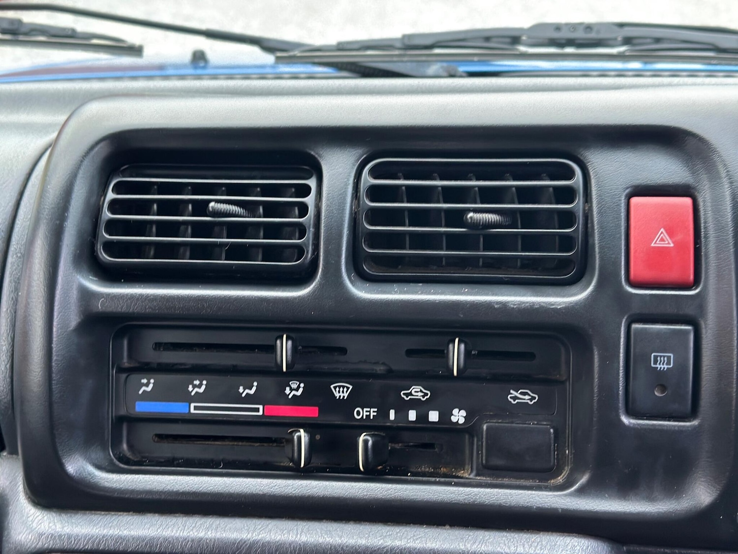 Used Suzuki Jimny 2003 for sale - 77109439: Photo 40