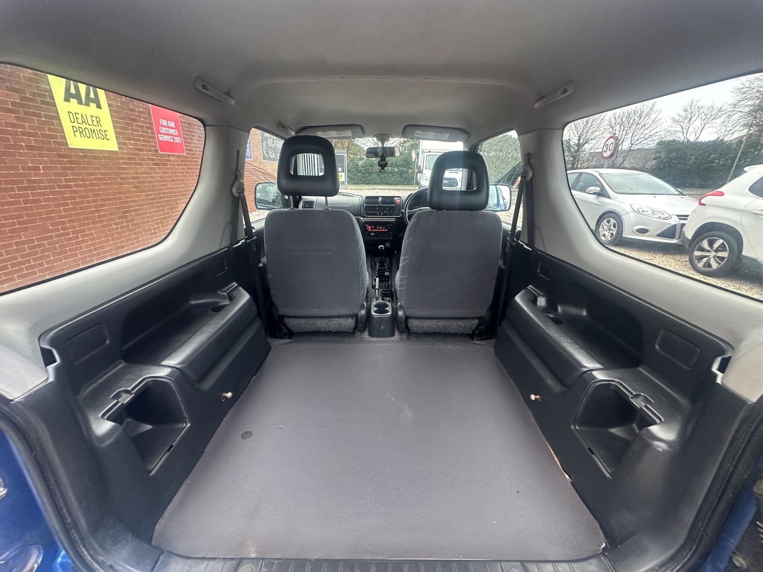 Used Suzuki Jimny 2003 for sale - 77109439: Photo 8