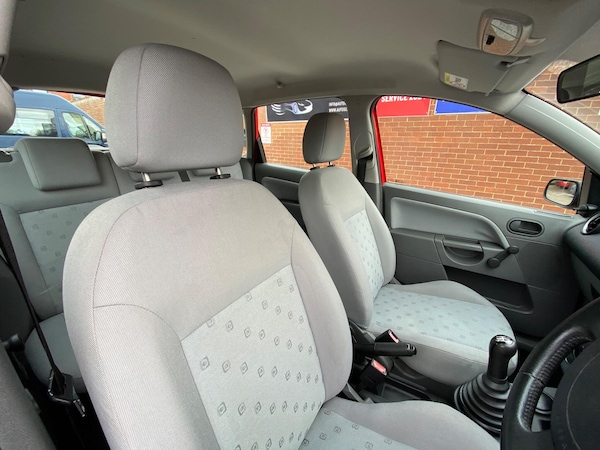 Used Ford Fiesta 2002 for sale - 76190087: Photo 19