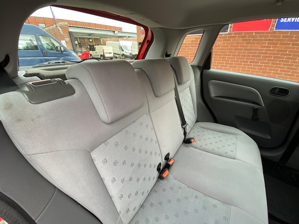Used Ford Fiesta 2002 for sale - 76190087: Photo 24