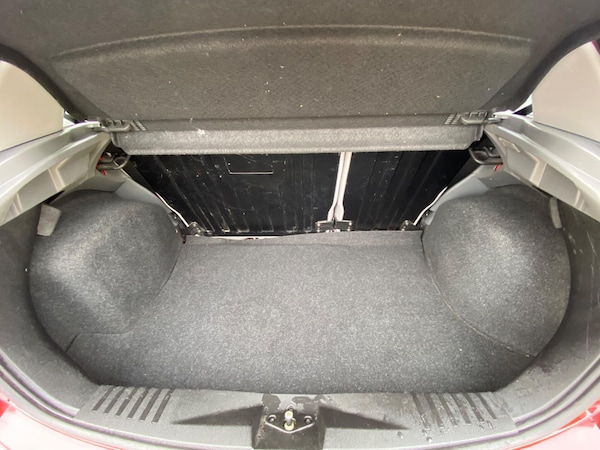 Used Ford Fiesta 2002 for sale - 76190087: Photo 28