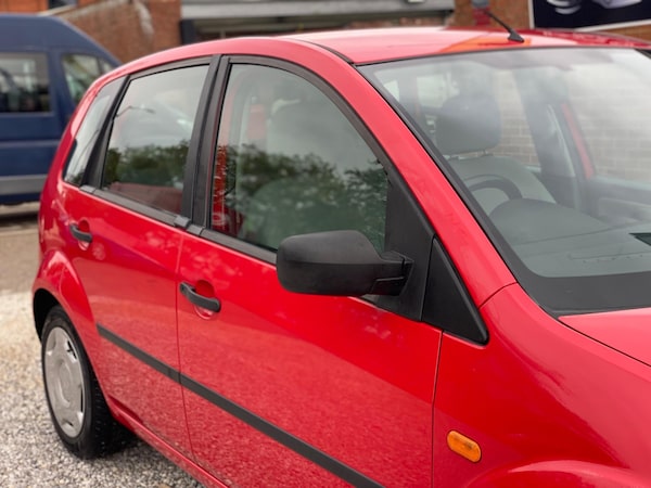 Used Ford Fiesta 2002 for sale - 76190087: Photo 37