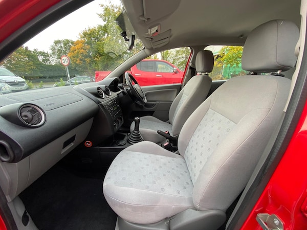 Used Ford Fiesta 2002 for sale - 76190087: Photo 38