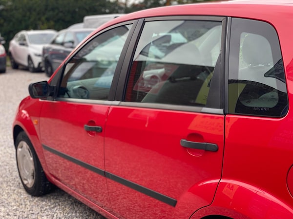 Used Ford Fiesta 2002 for sale - 76190087: Photo 44