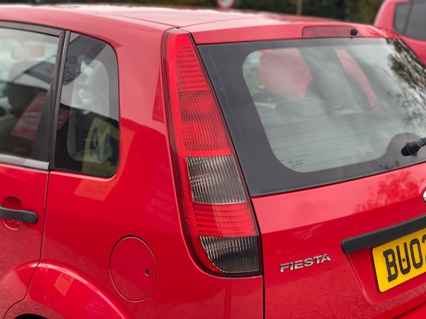 Used Ford Fiesta 2002 for sale - 76190087: Photo 47
