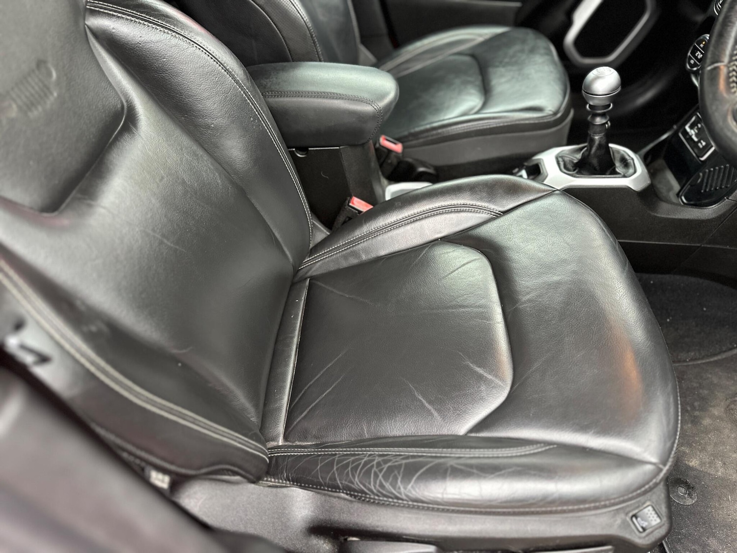 Used Jeep Renegade 2016 for sale - 77345663: Photo 30