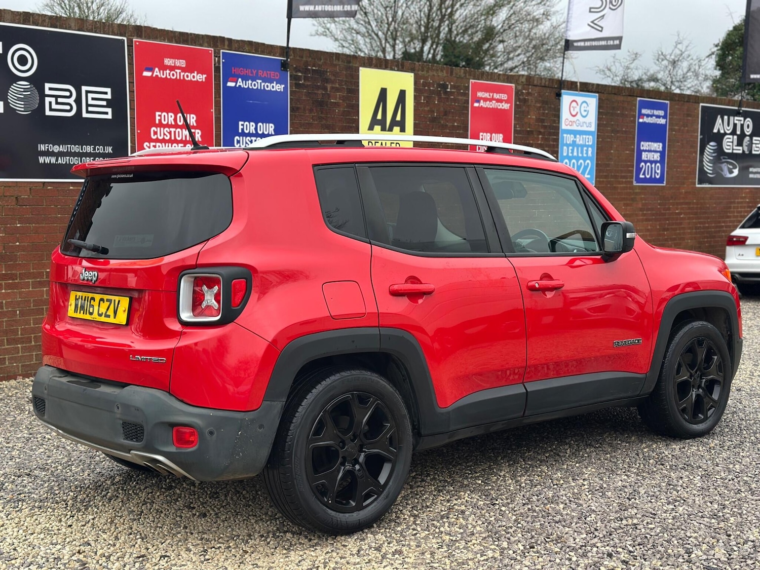 Used Jeep Renegade 2016 for sale - 77345663: Photo 5