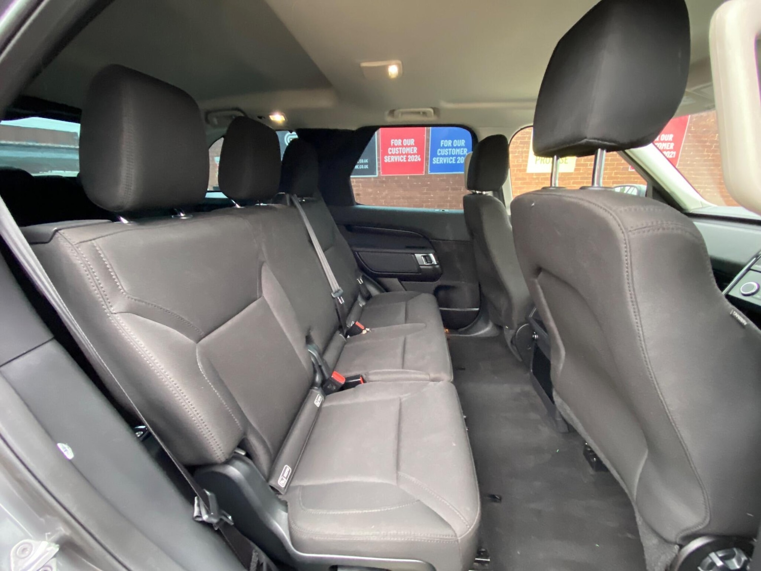 Used Land Rover Discovery 2019 for sale - 76995632: Photo 11