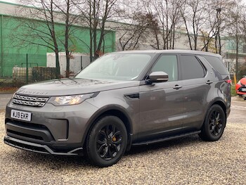 Used Land Rover Discovery 2019 for sale - 76995632: Photo
