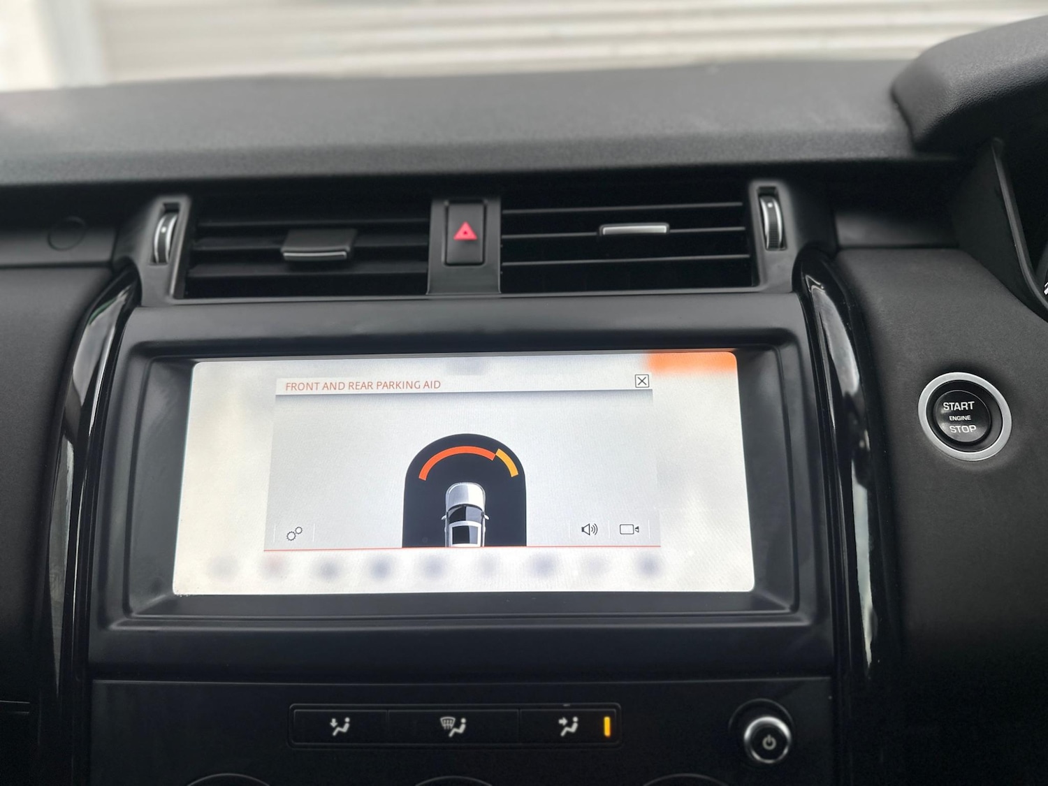 Used Land Rover Discovery 2019 for sale - 76995632: Photo 55