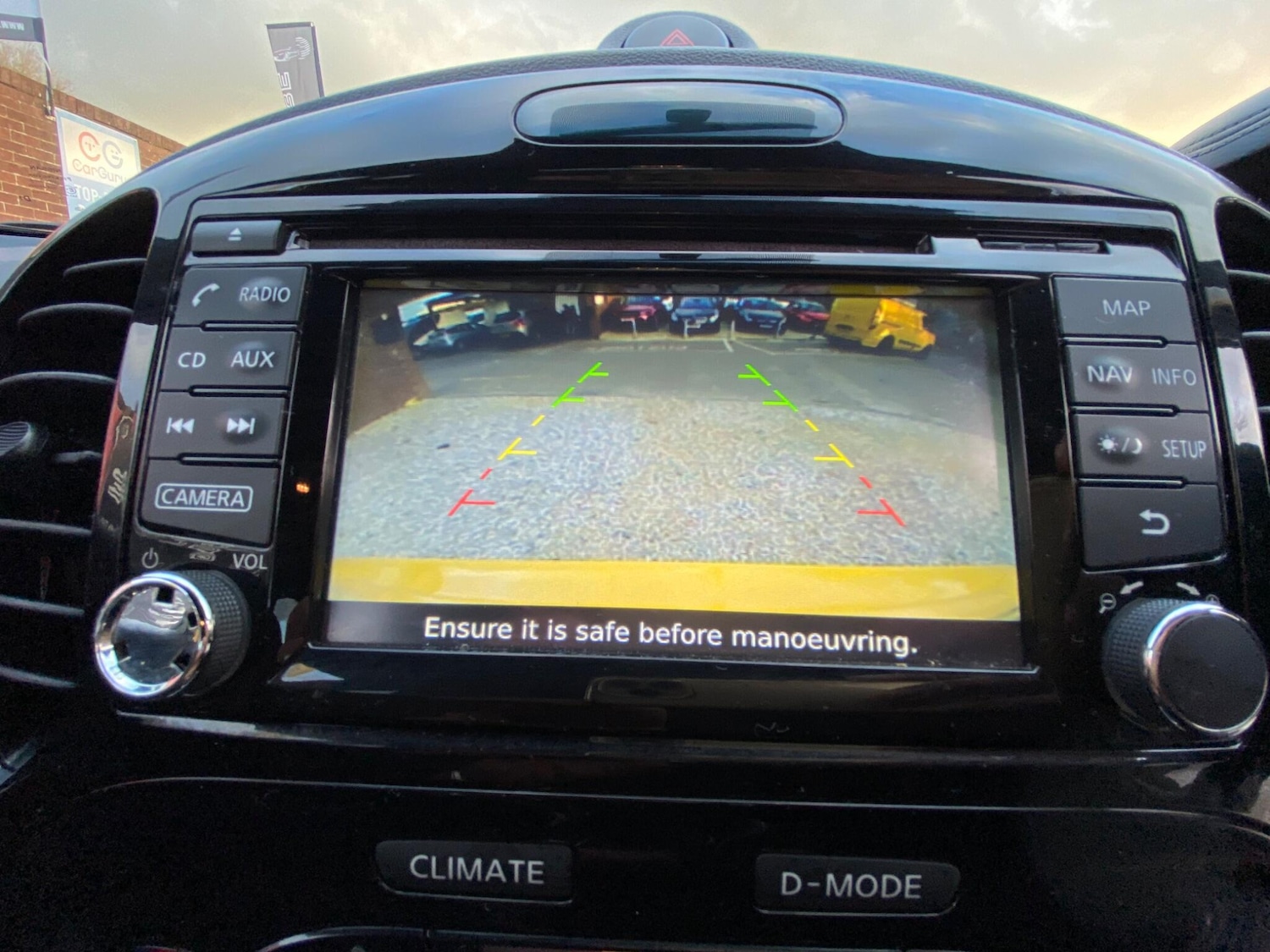 Used Nissan Juke 2015 for sale - 76498572: Photo 11