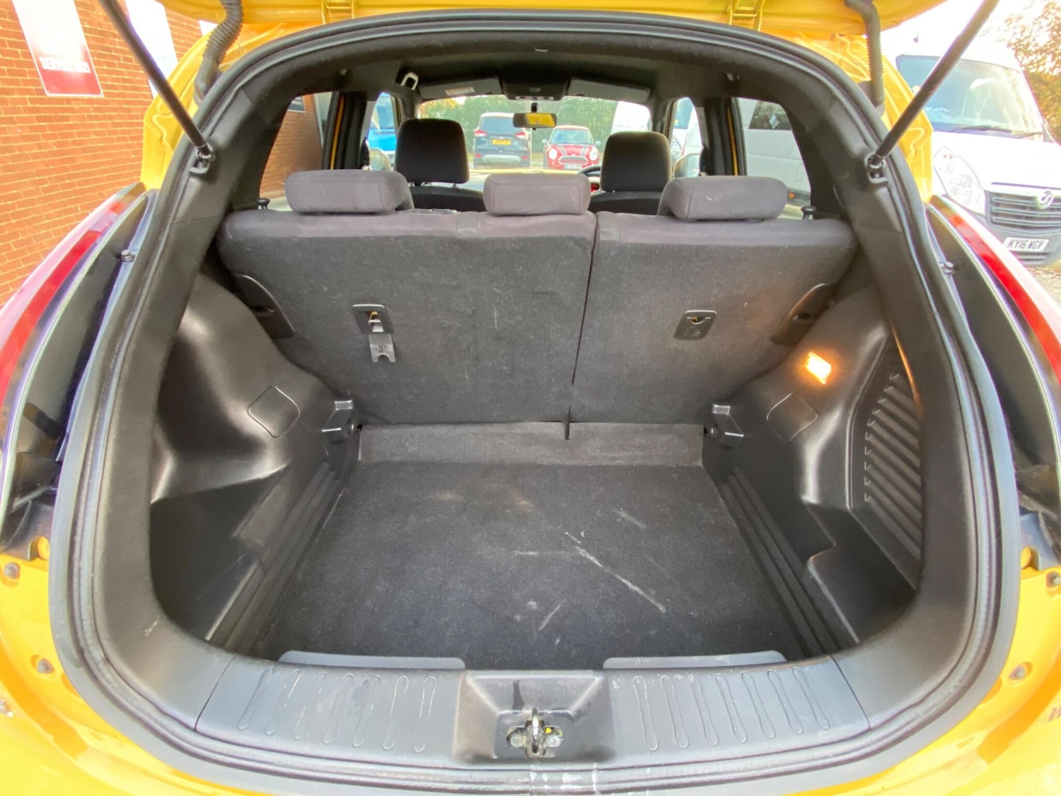 Used Nissan Juke 2015 for sale - 76498572: Photo 23