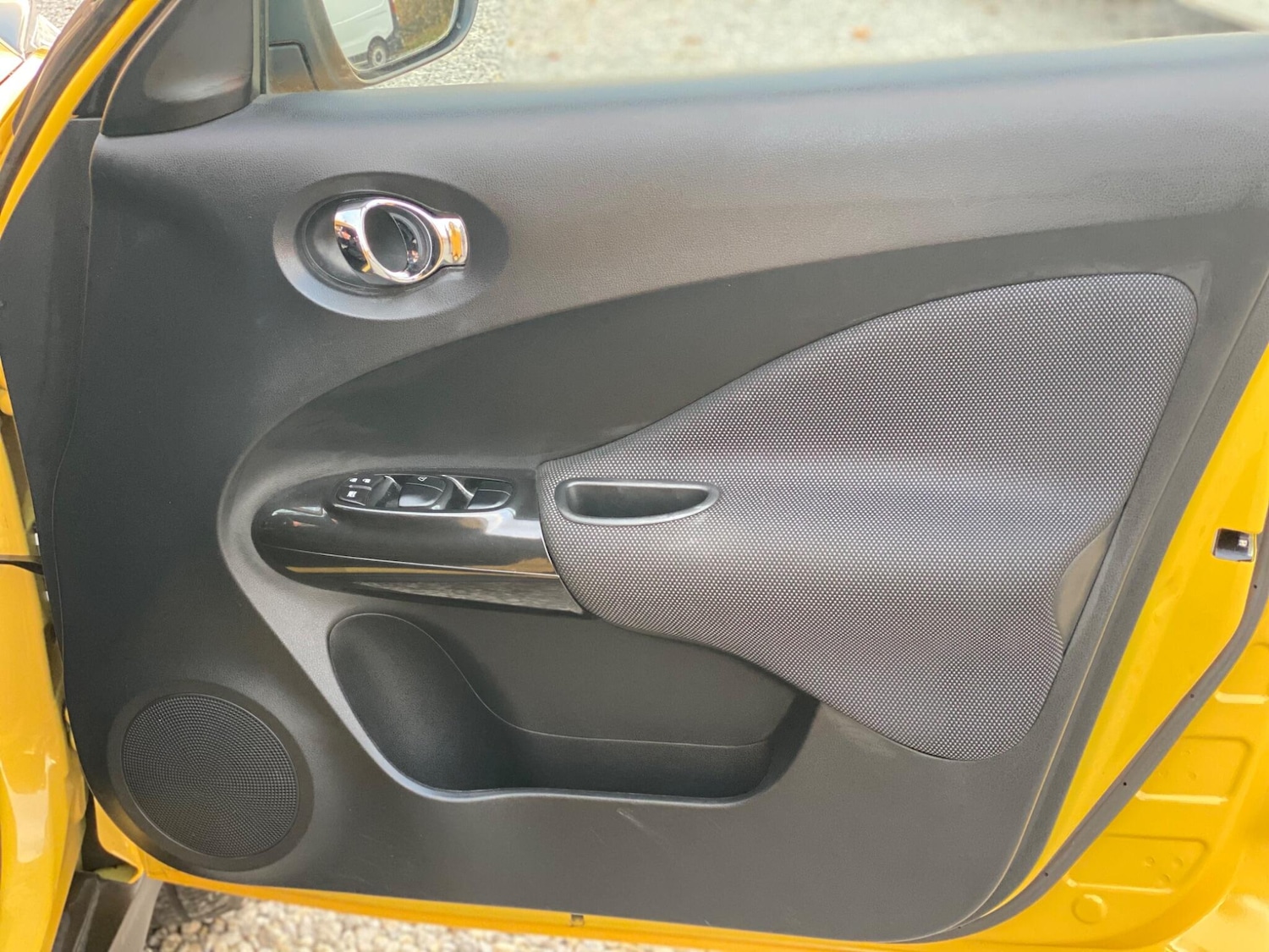 Used Nissan Juke 2015 for sale - 76498572: Photo 24