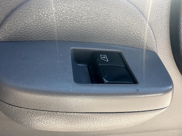 Used Nissan NV200 2016 for sale - 75687795: Photo 40