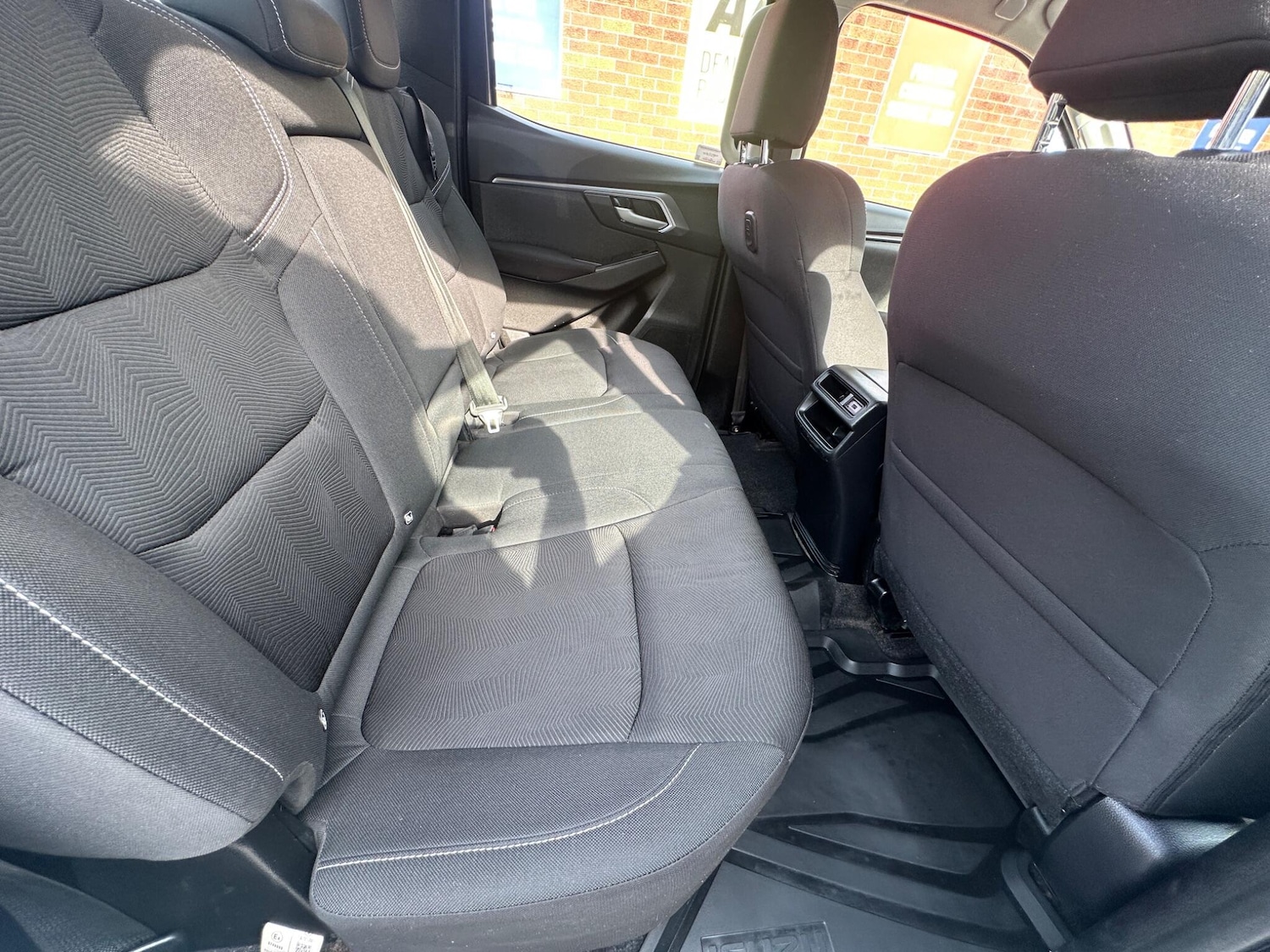 Used Isuzu D-Max 2021 for sale - 76987991: Photo 24