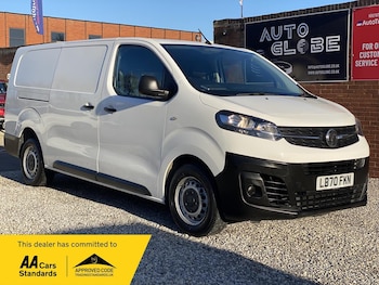 Vauxhall Vivaro feature image