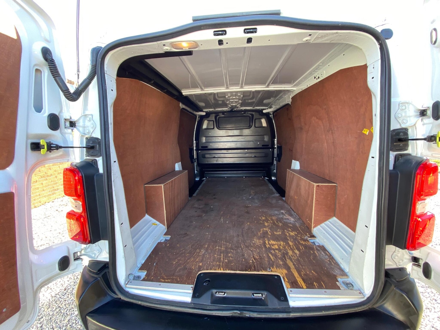 Used Vauxhall Vivaro 2020 for sale - 77040662: Photo 8