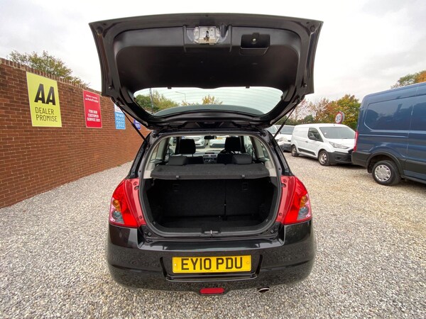 Used Suzuki Swift 2010 for sale - 76239411: Photo 14