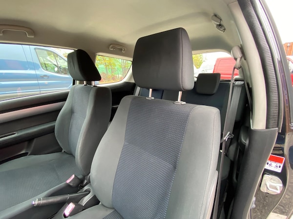 Used Suzuki Swift 2010 for sale - 76239411: Photo 15