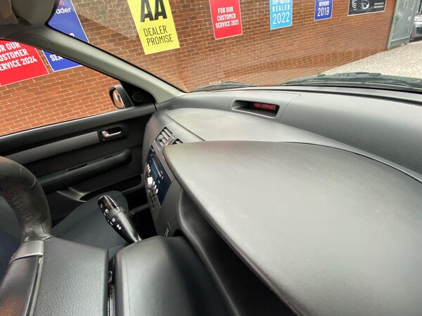 Used Suzuki Swift 2010 for sale - 76239411: Photo 34