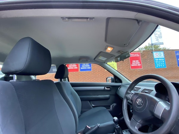 Used Suzuki Swift 2010 for sale - 76239411: Photo 36