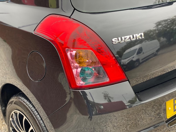 Used Suzuki Swift 2010 for sale - 76239411: Photo 45