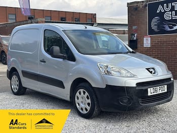 Used Peugeot Partner 2011 for sale - 79622085: Photo