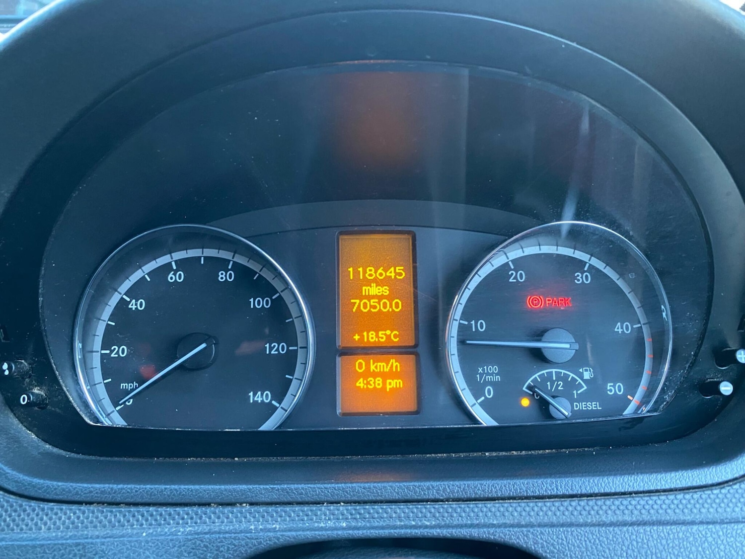 Used Mercedes-Benz Vito 2015 for sale - 77440137: Photo 10