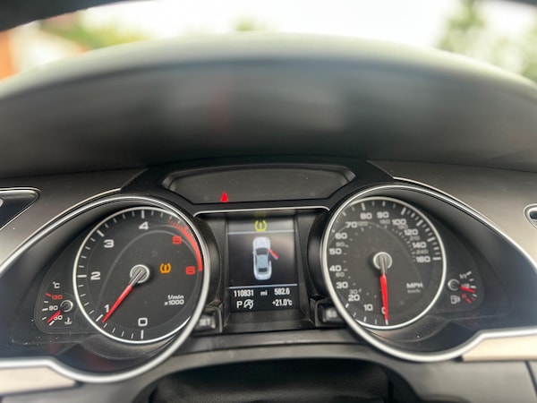 Used Audi A5 Cabriolet 2014 for sale - 75600184: Photo 31