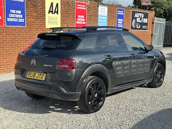 Used Citroen C4 Cactus 2016 for sale - 79484333: Photo