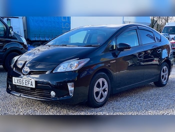 Used Toyota Prius 2022 for sale - 77575006: Photo