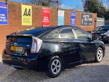 Used Toyota Prius 2022 for sale - 77575006: Photo