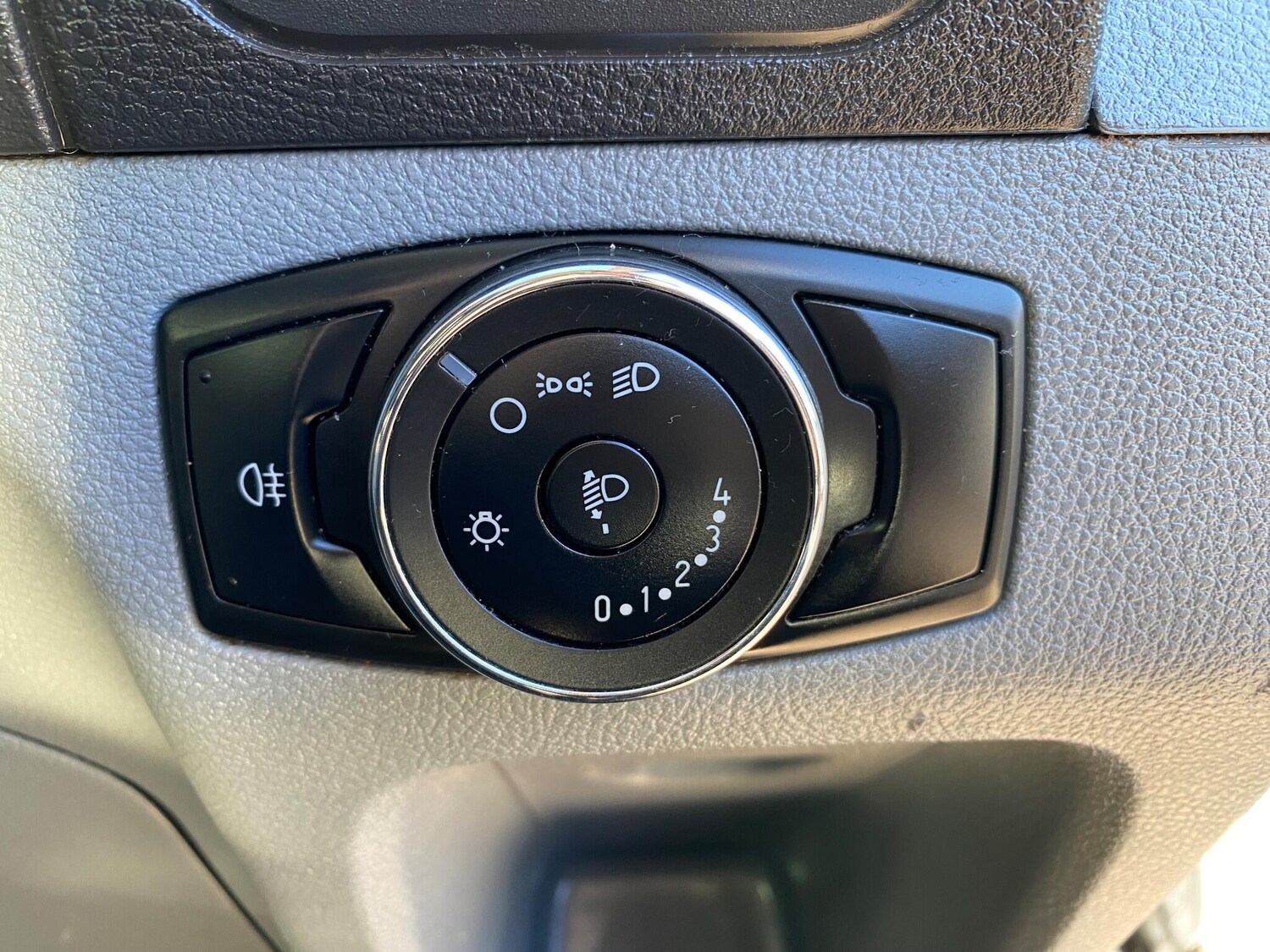 Used Ford Transit 2018 for sale - 77440018: Photo 43