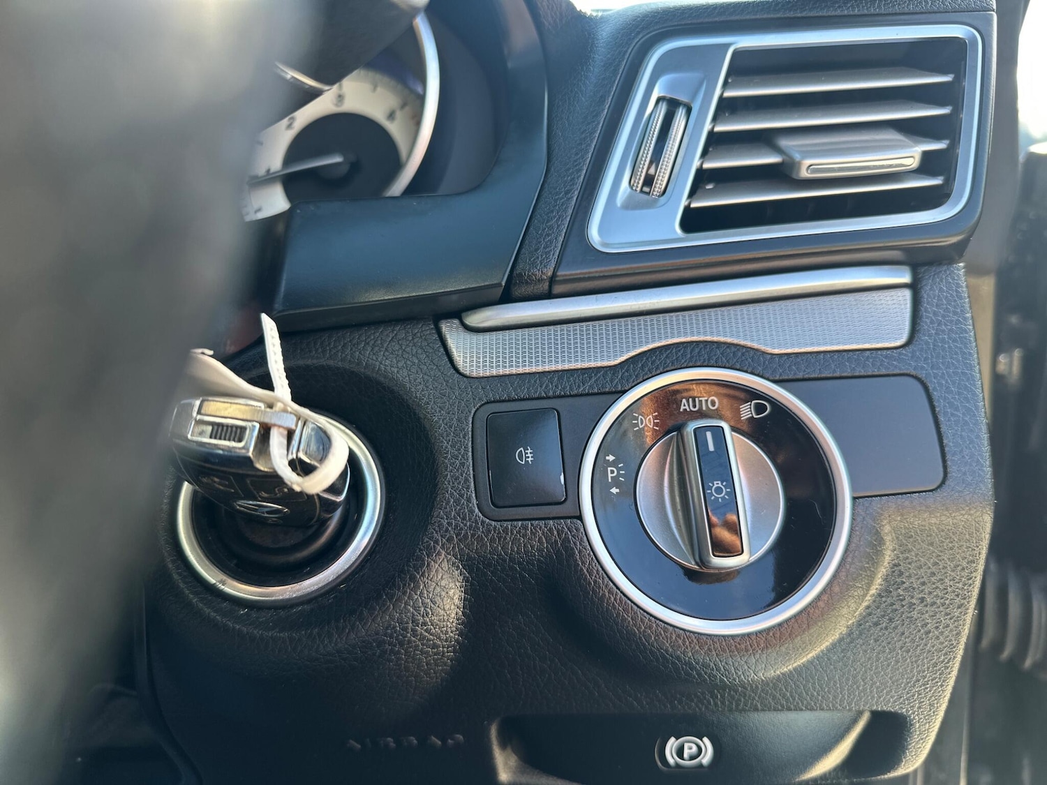 Used Mercedes-Benz E Class 2016 for sale - 78033681: Photo 51