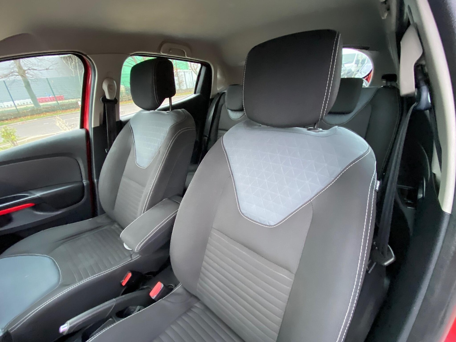 Used Renault Clio 2015 for sale - 76865756: Photo 20