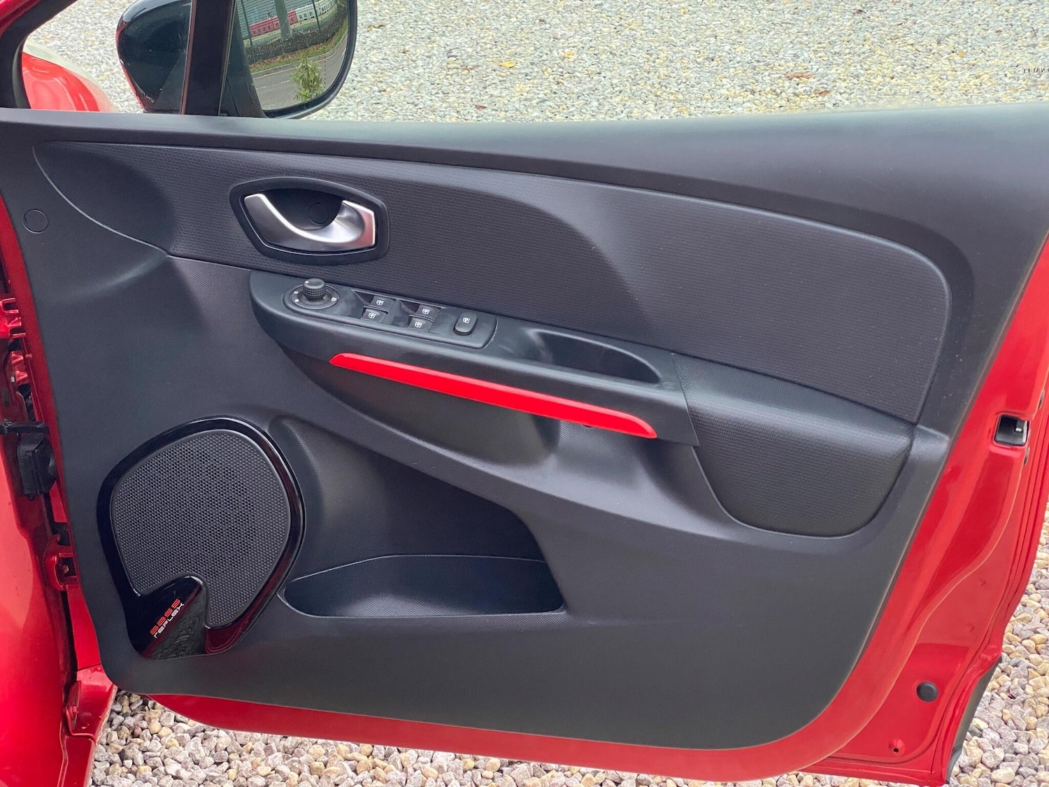 Used Renault Clio 2015 for sale - 76865756: Photo 22