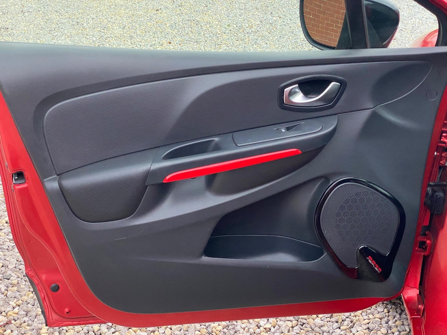 Used Renault Clio 2015 for sale - 76865756: Photo 23