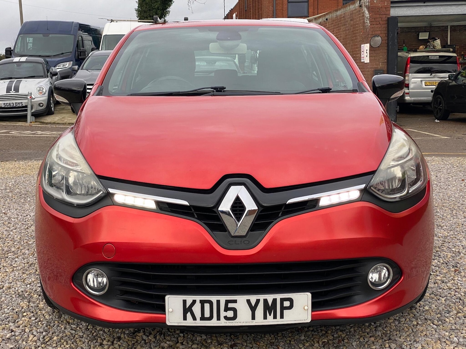 Used Renault Clio 2015 for sale - 76865756: Photo 29