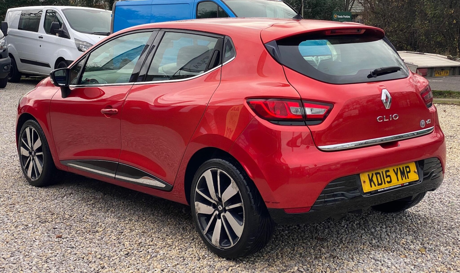 Used Renault Clio 2015 for sale - 76865756: Photo 4