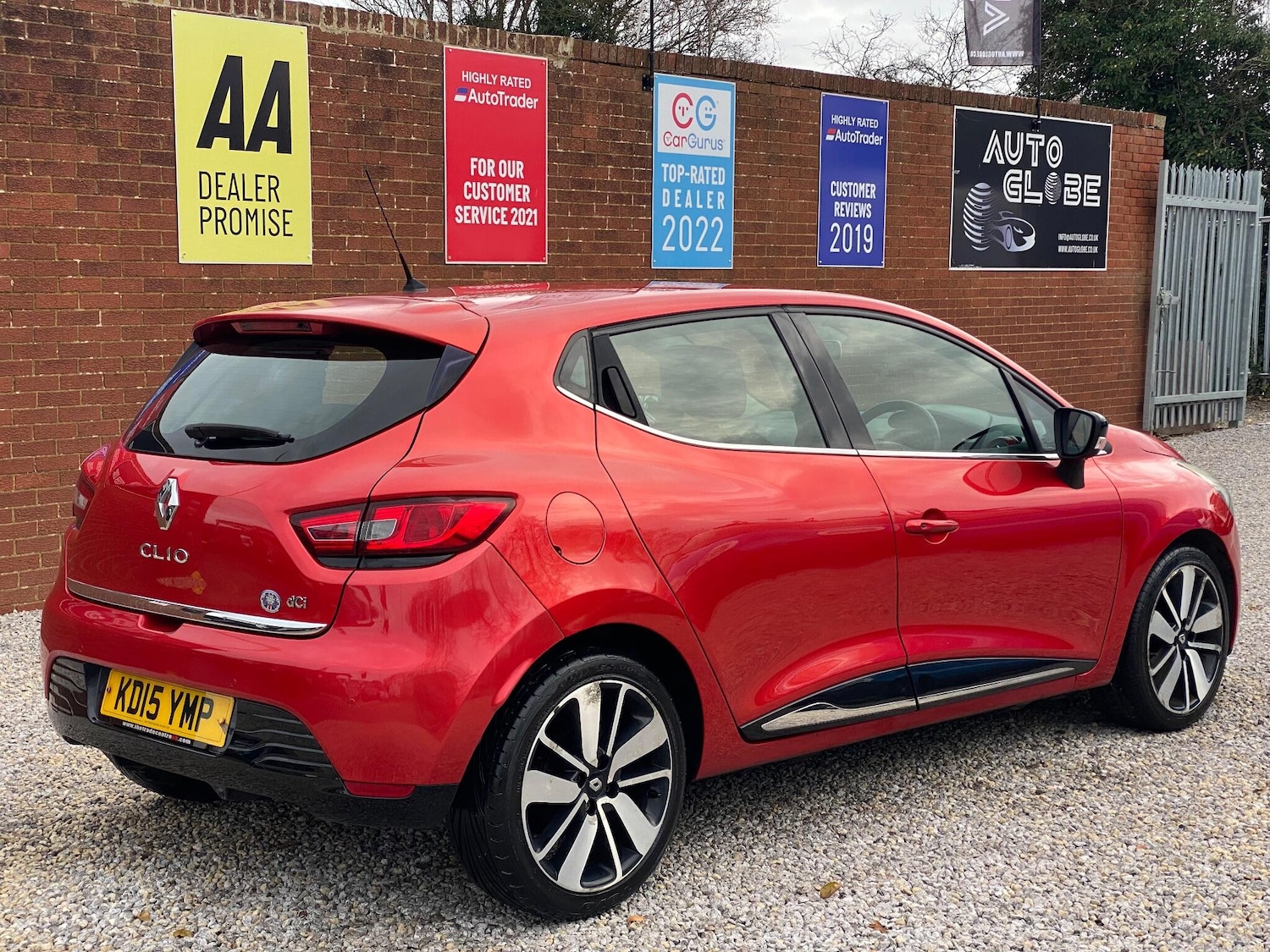 Used Renault Clio 2015 for sale - 76865756: Photo 5