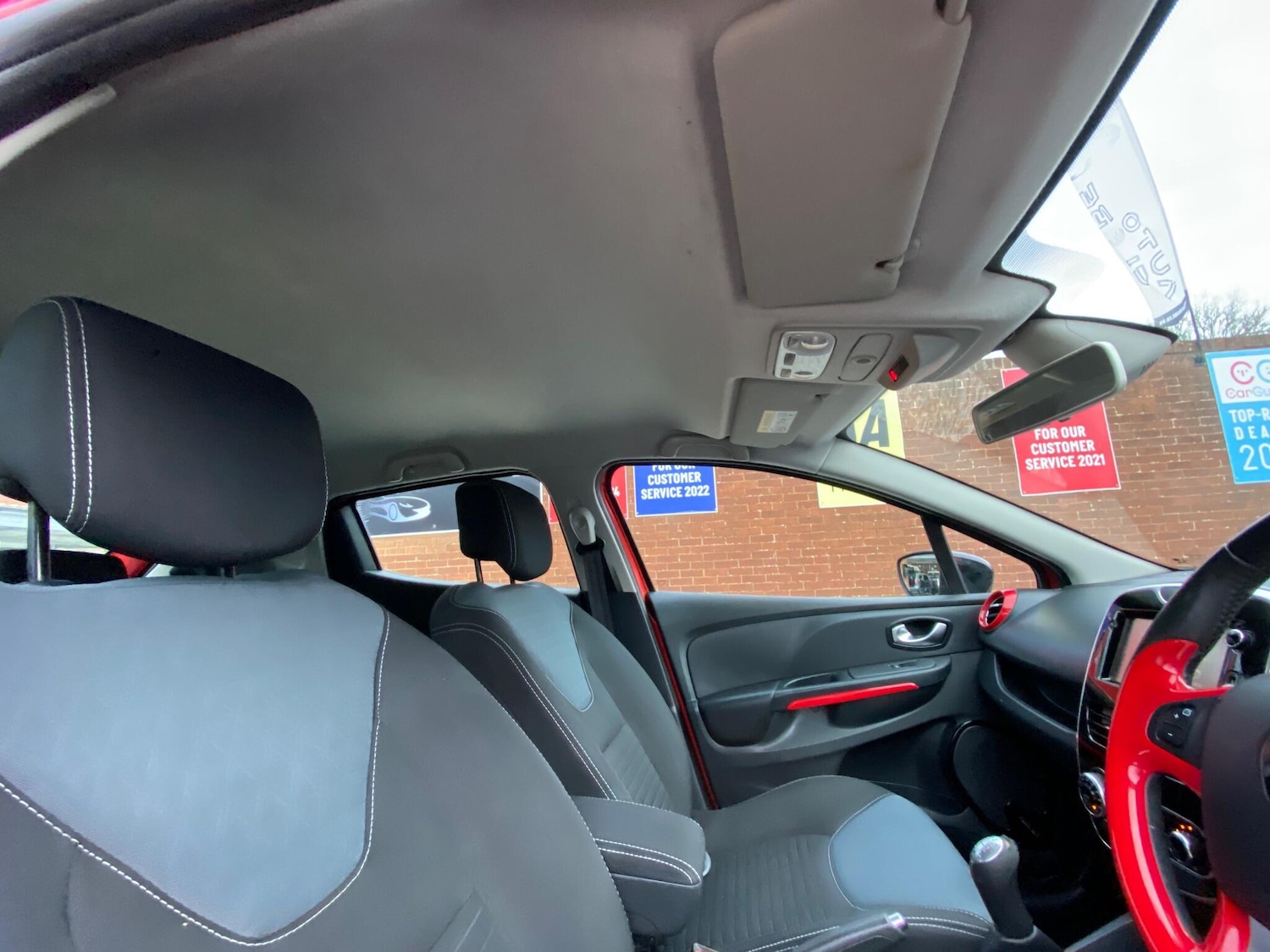 Used Renault Clio 2015 for sale - 76865756: Photo 51