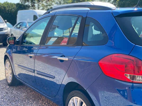 Used Renault Clio 2009 for sale - 75531080: Photo 16
